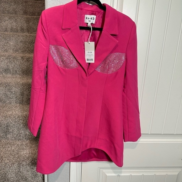 NA-KD PINK STATEMENT LONG BLAZER CRYSTAL DETAILS - Picture 7 of 16